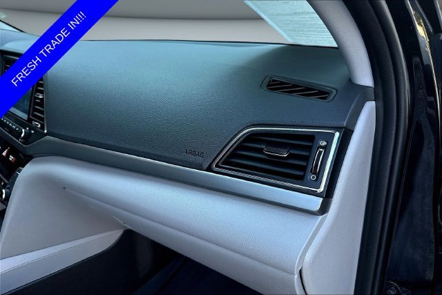 Used 2018 Black Hyundai Value Edition image 28