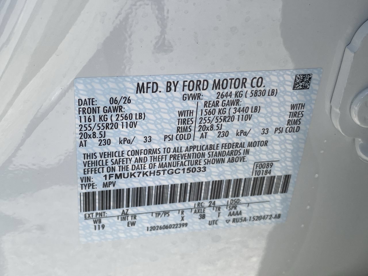 New 2026 Star White Metallic Tri-Coat Ford ST-Line image 33