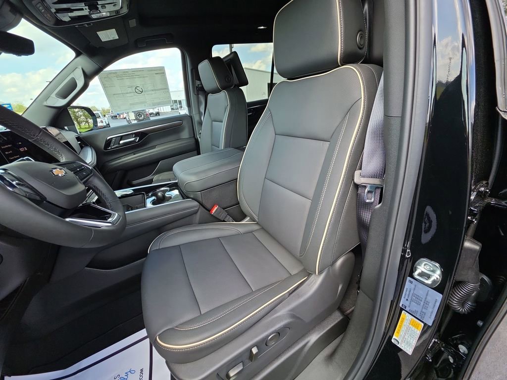 2026 Chevrolet Tahoe Premier - Photo 11
