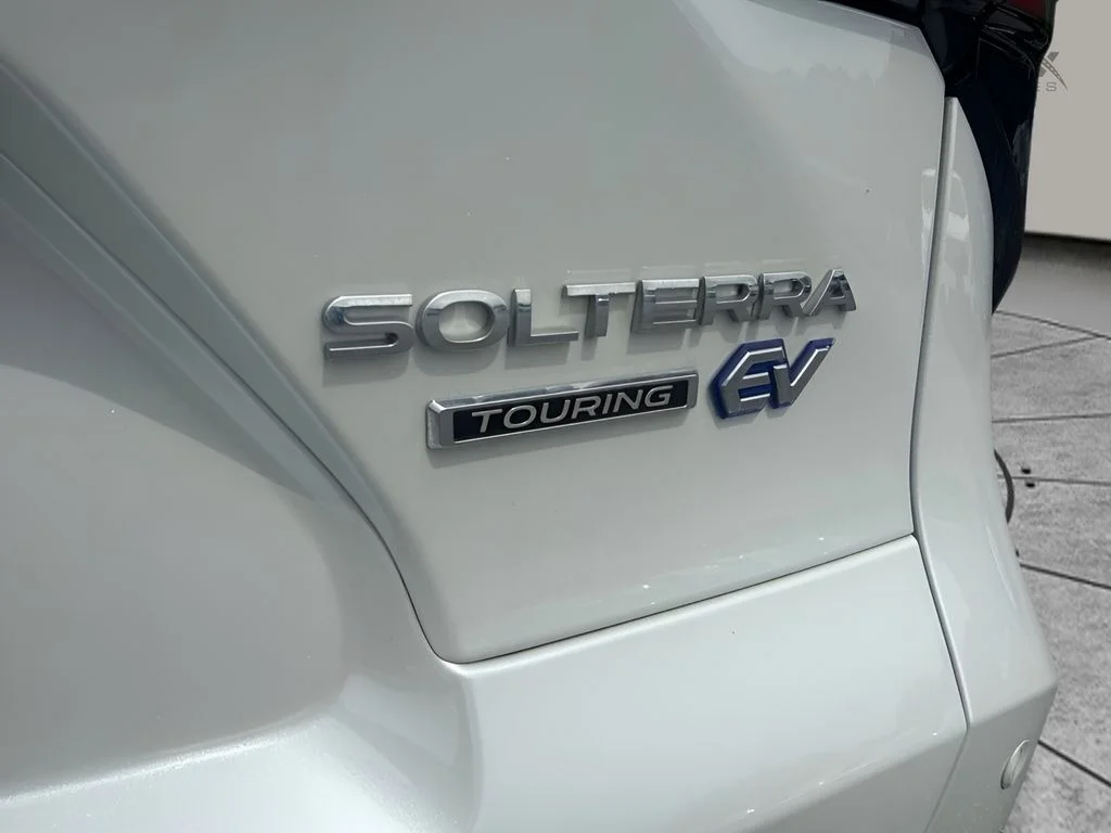 Used 2023 White Subaru Touring image 29
