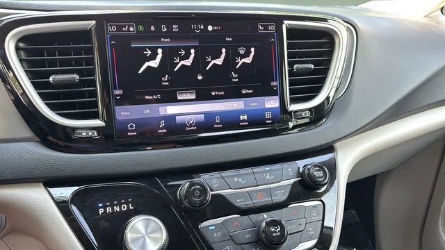 Used 2023 Gray Chrysler Touring L image 30