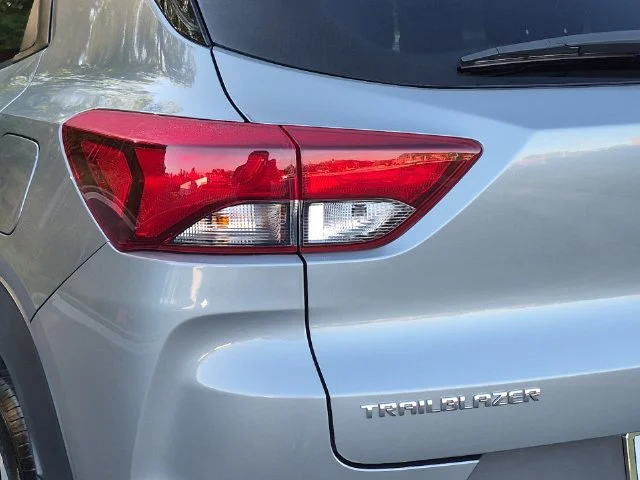 Used 2025 Gray Chevrolet LT image 21