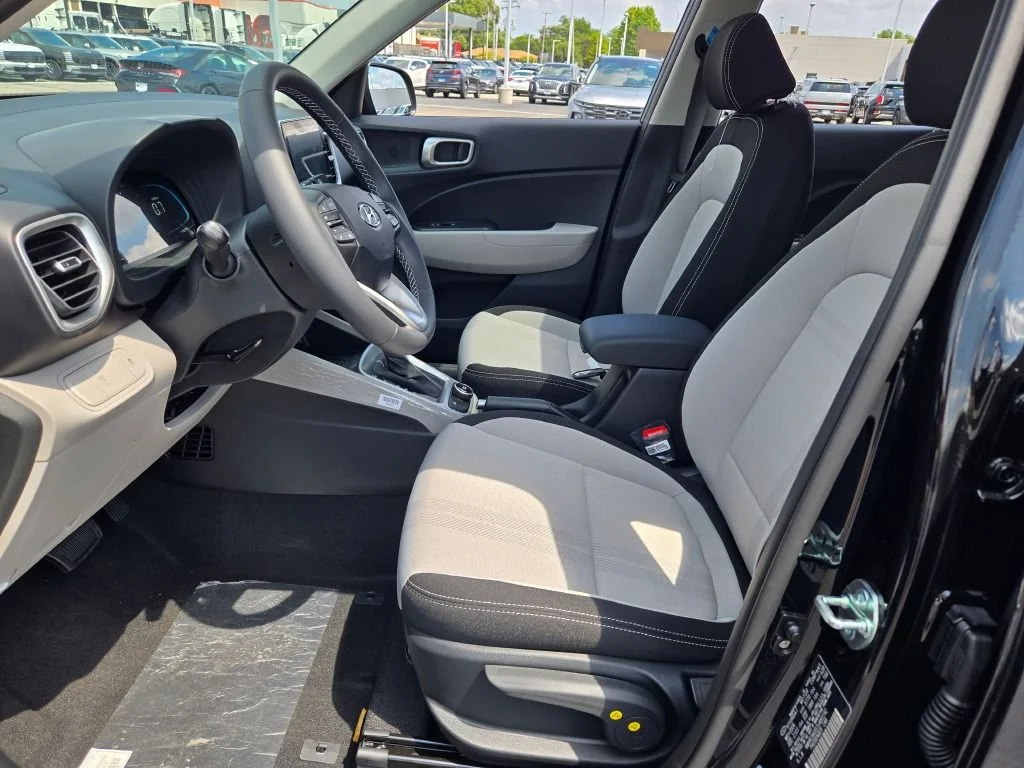 New 2026 Onyx Black Hyundai SEL image 20