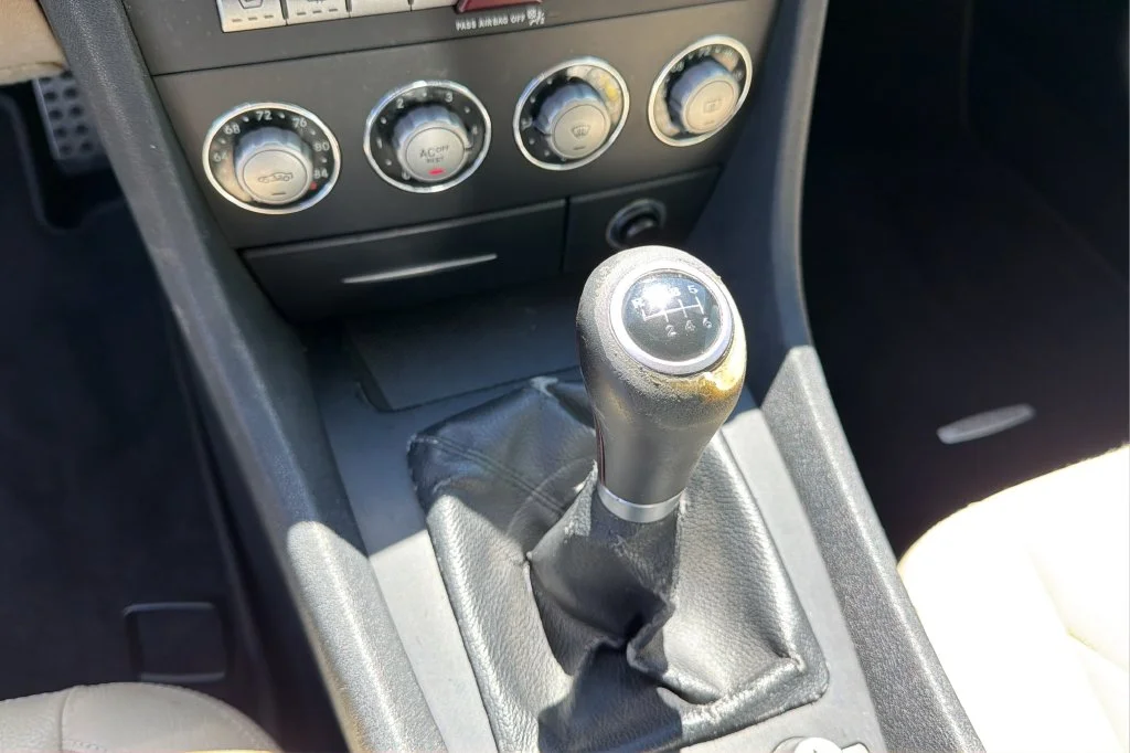 Used 2005  Mercedes-Benz SLK 350 image 29