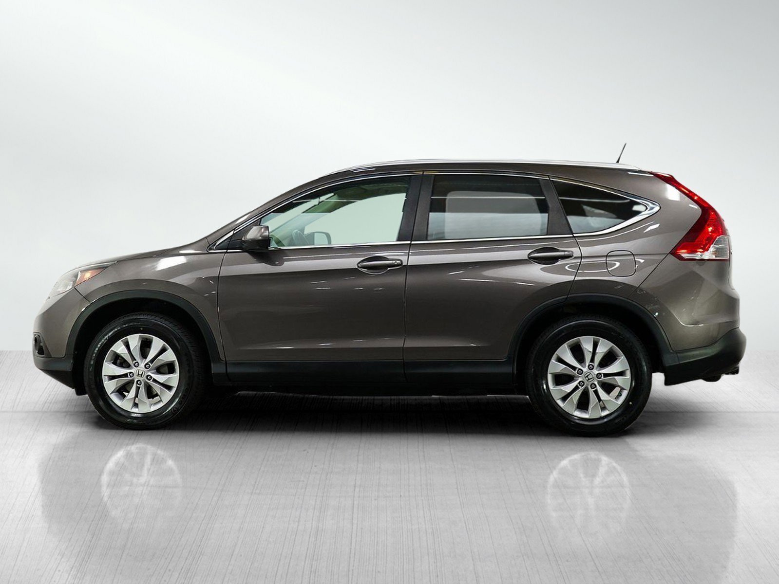 Used 2014 Honda CR-V EX-L with VIN 2HKRM4H78EH663797 for sale in Hopkins, Minnesota
