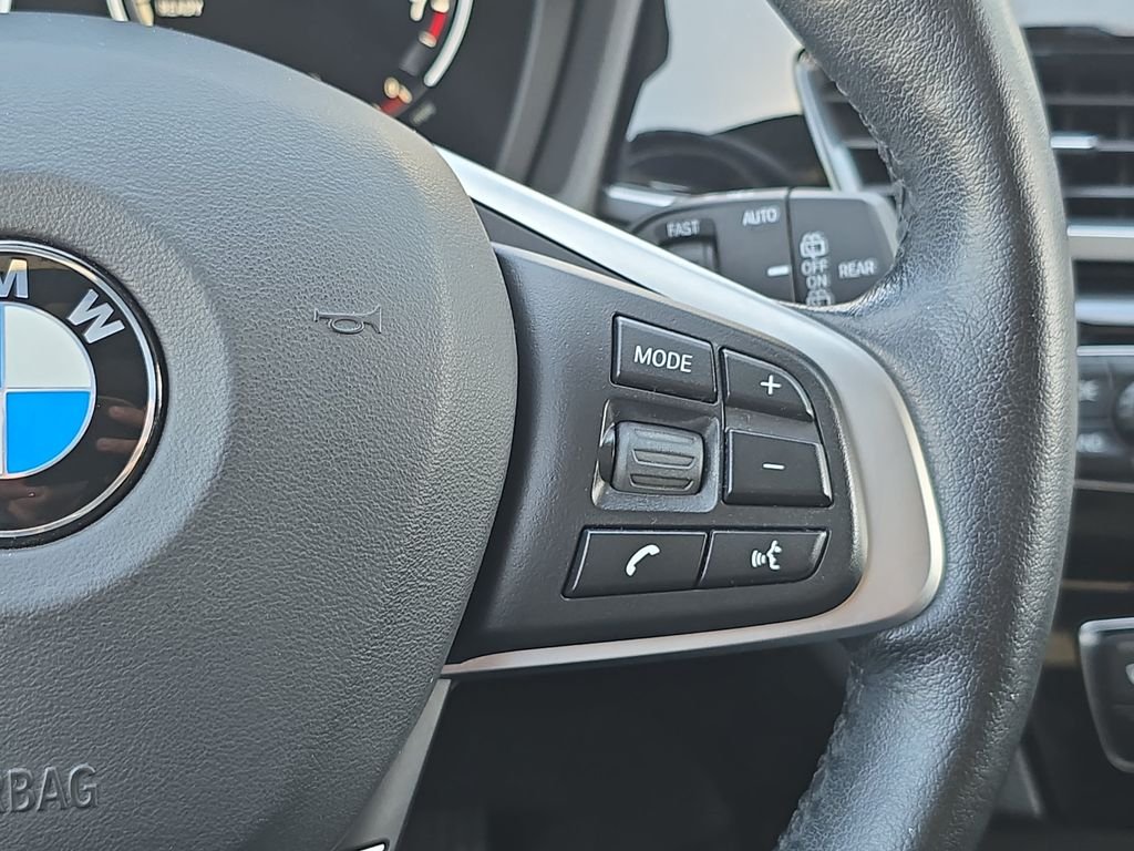 Used 2021 Black BMW sDrive28i image 22