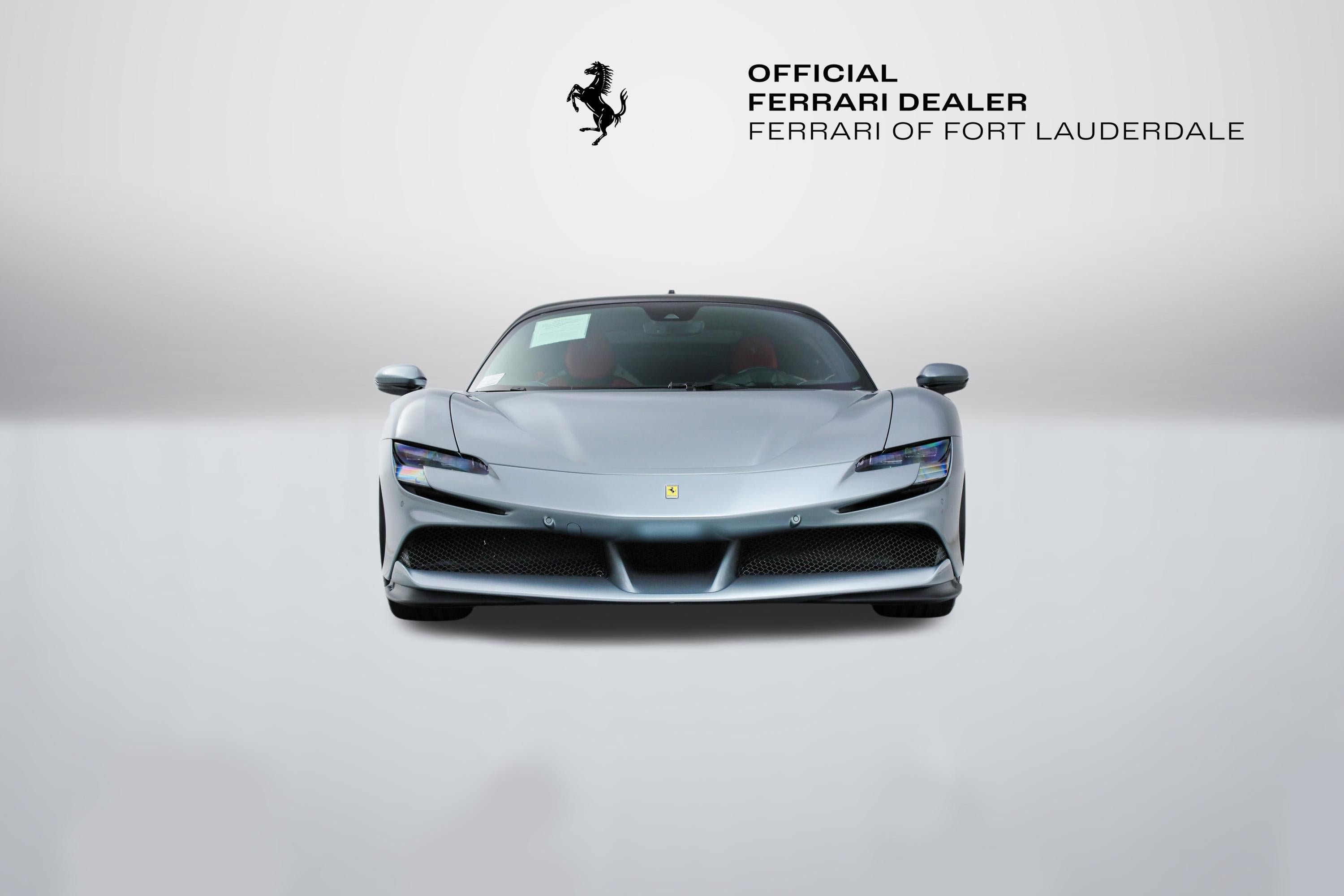 Used 2022 Grigio Titanio Ferrari  image 8