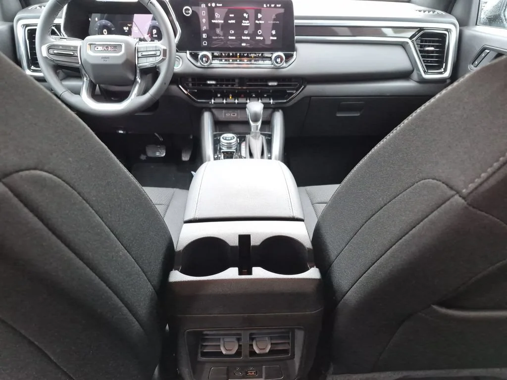 New 2026 Onyx Black GMC Elevation image 37