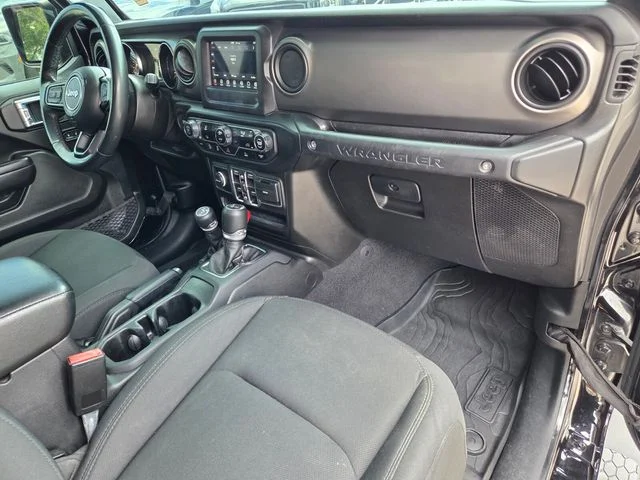 Used 2021 Black Jeep Unlimited Willys image 15