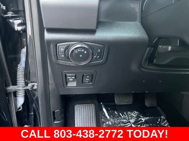 Used 2019 Black Ford XLT image 32