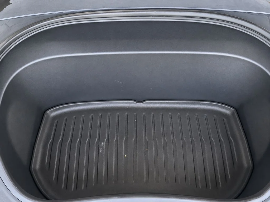 Used 2025 Gray Tesla Long Range image 9