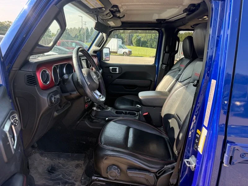 Used 2020 Blue Jeep Unlimited Rubicon image 3