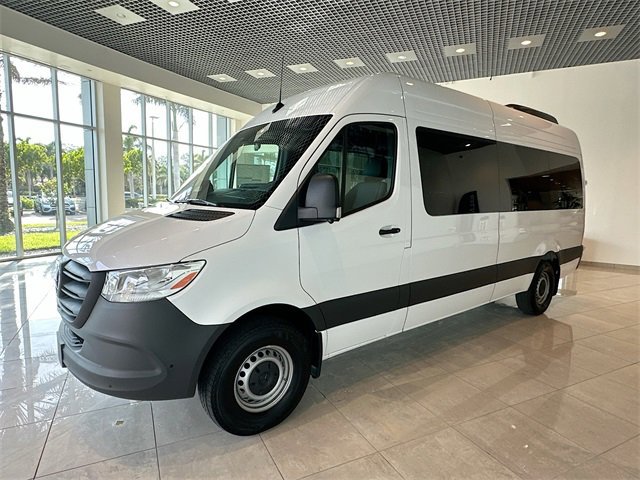 2025 Mercedes-Benz Sprinter Passenger Van Base - Photo 33