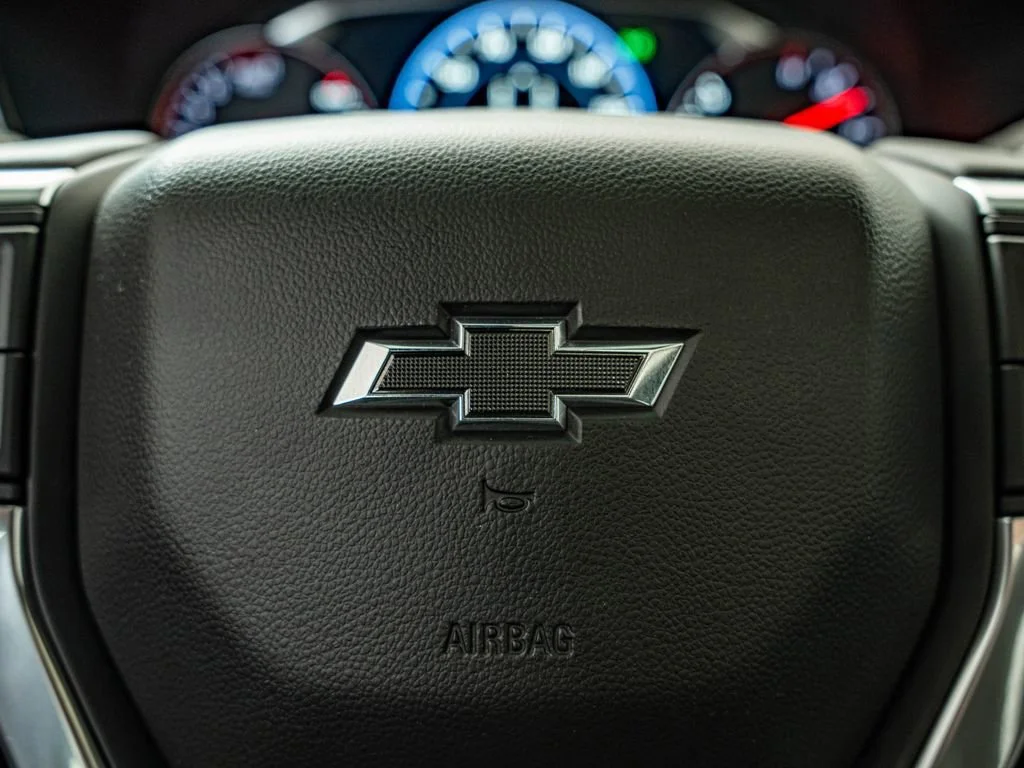 Used 2019 Black Chevrolet RS image 21