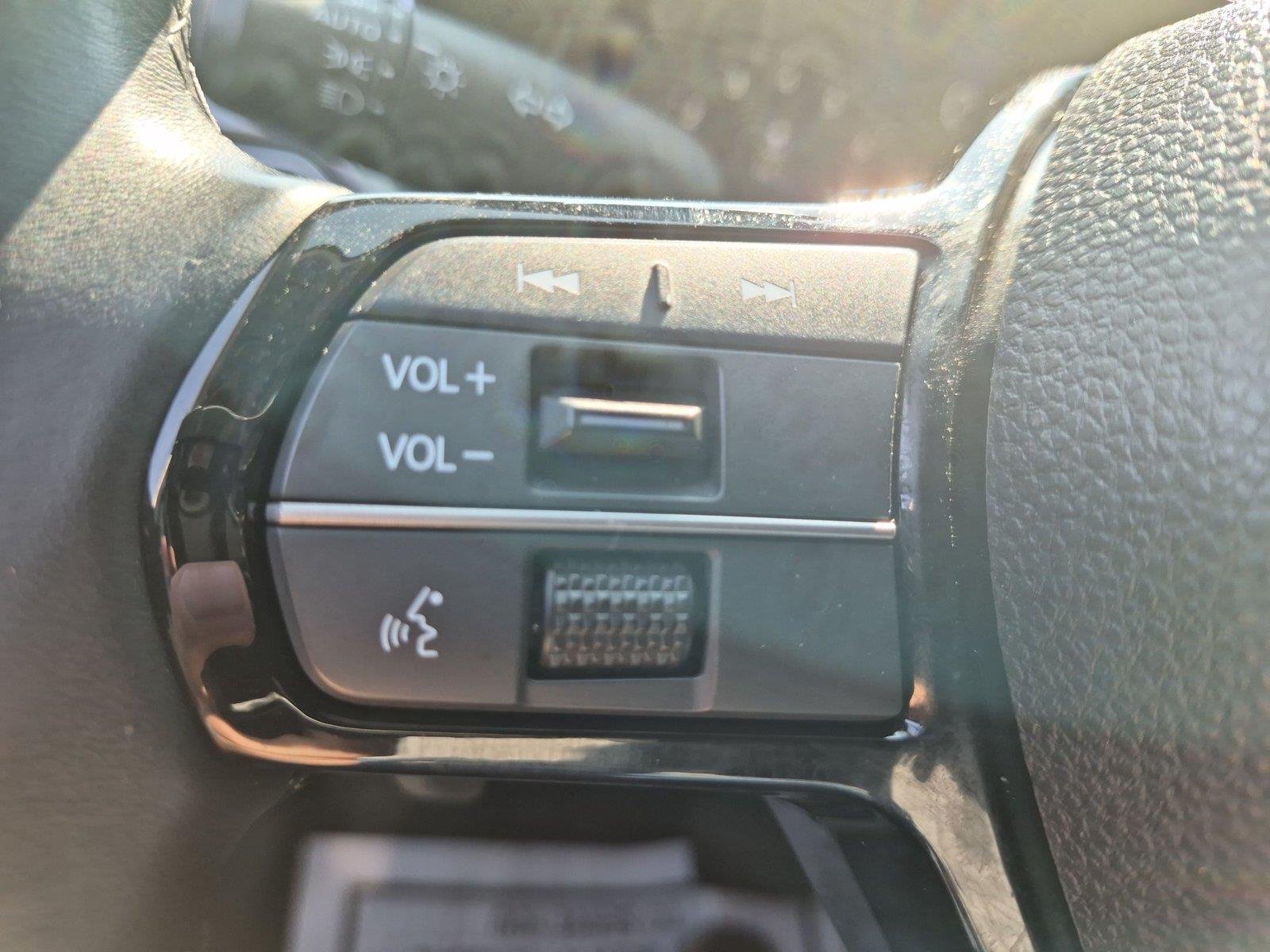 Used 2024 Platinum White Pearl Acura BASE image 19