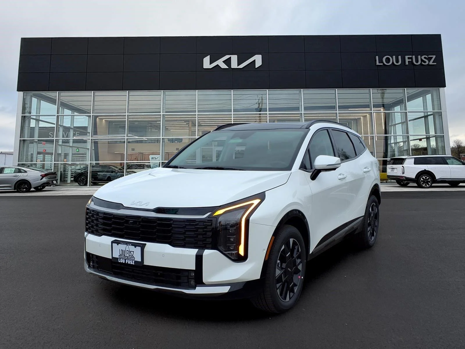 New 2027 Snow White Pearl Kia SX-Prestige image 1