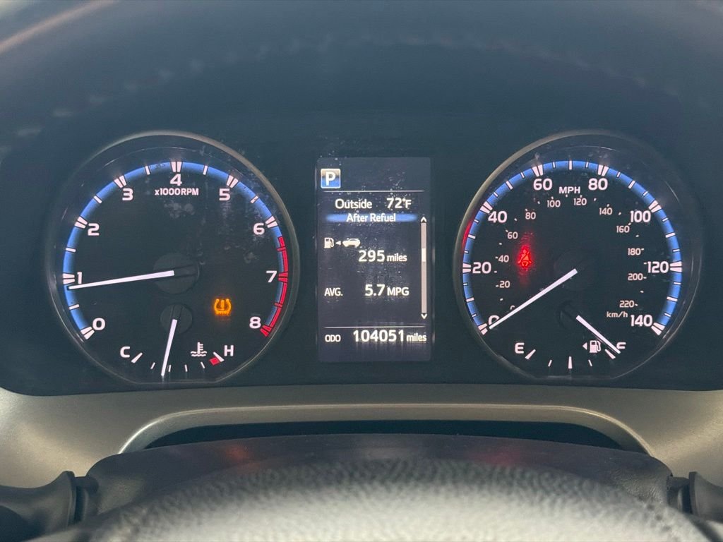 Used 2018 Electric Toyota XLE image 27