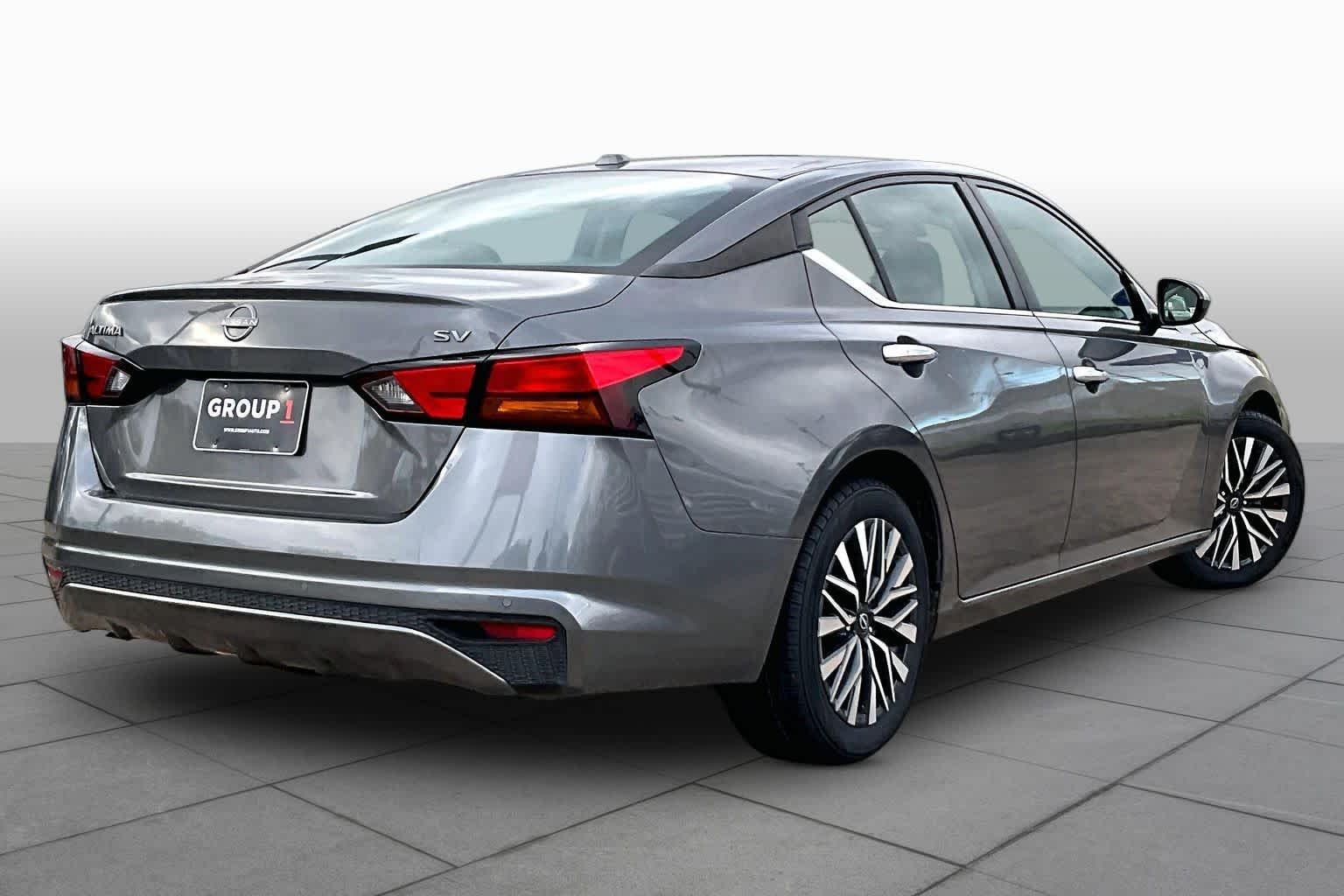Used 2024 Gun Metallic Nissan 2.5 SV image 13