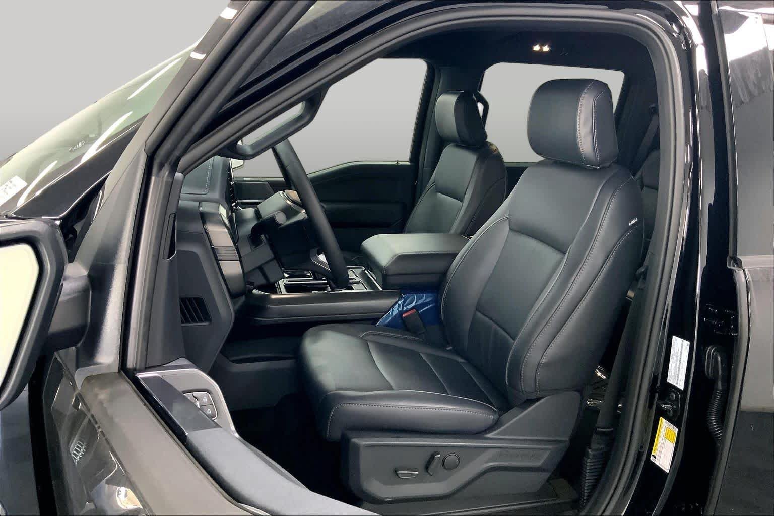 New 2026 Agate Black Metallic Ford Lariat® image 8