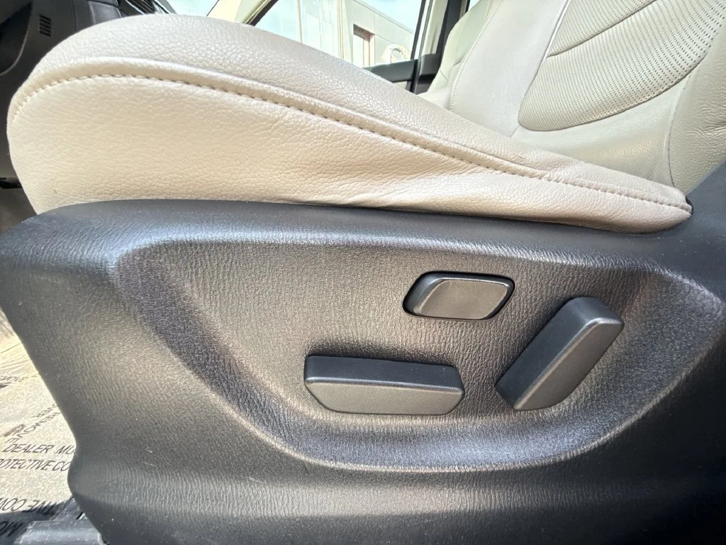 Used 2015 White Mazda Grand Touring image 12