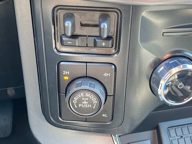 New 2026 Blue Ford XLT image 24