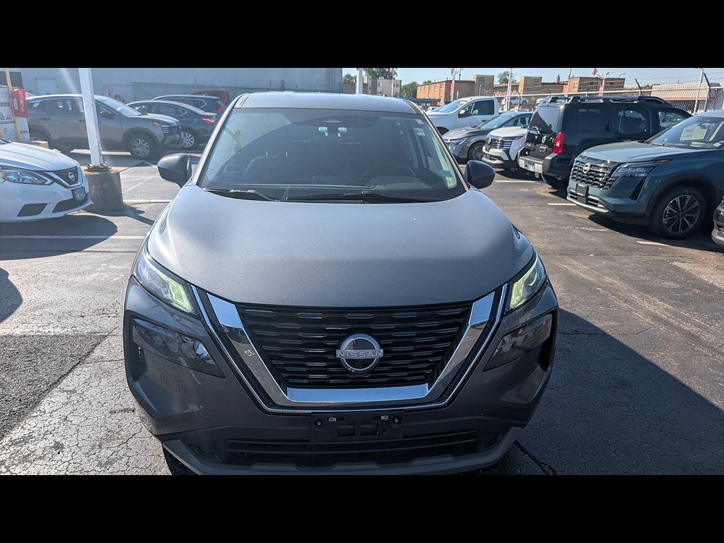 Used 2023 Gun Metallic Nissan S image 22
