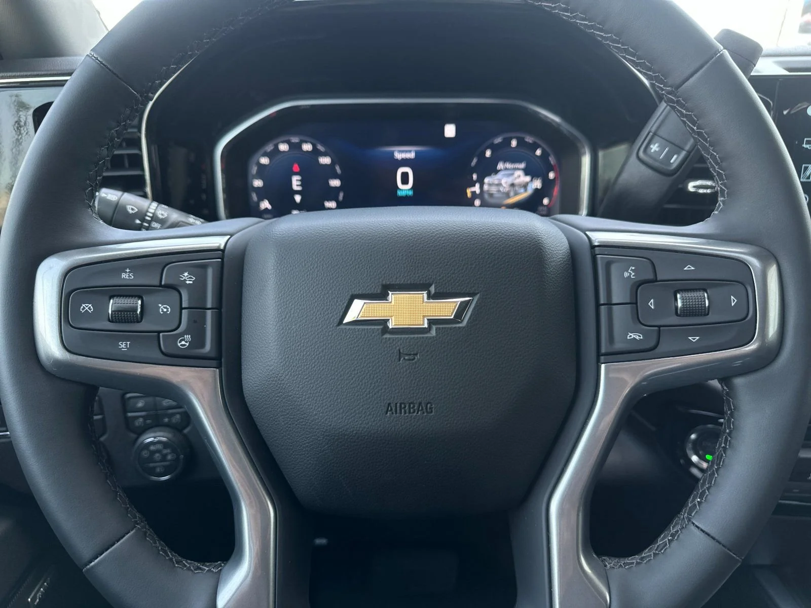 2026 Chevrolet Silverado 2500 HD LTZ - Photo 23
