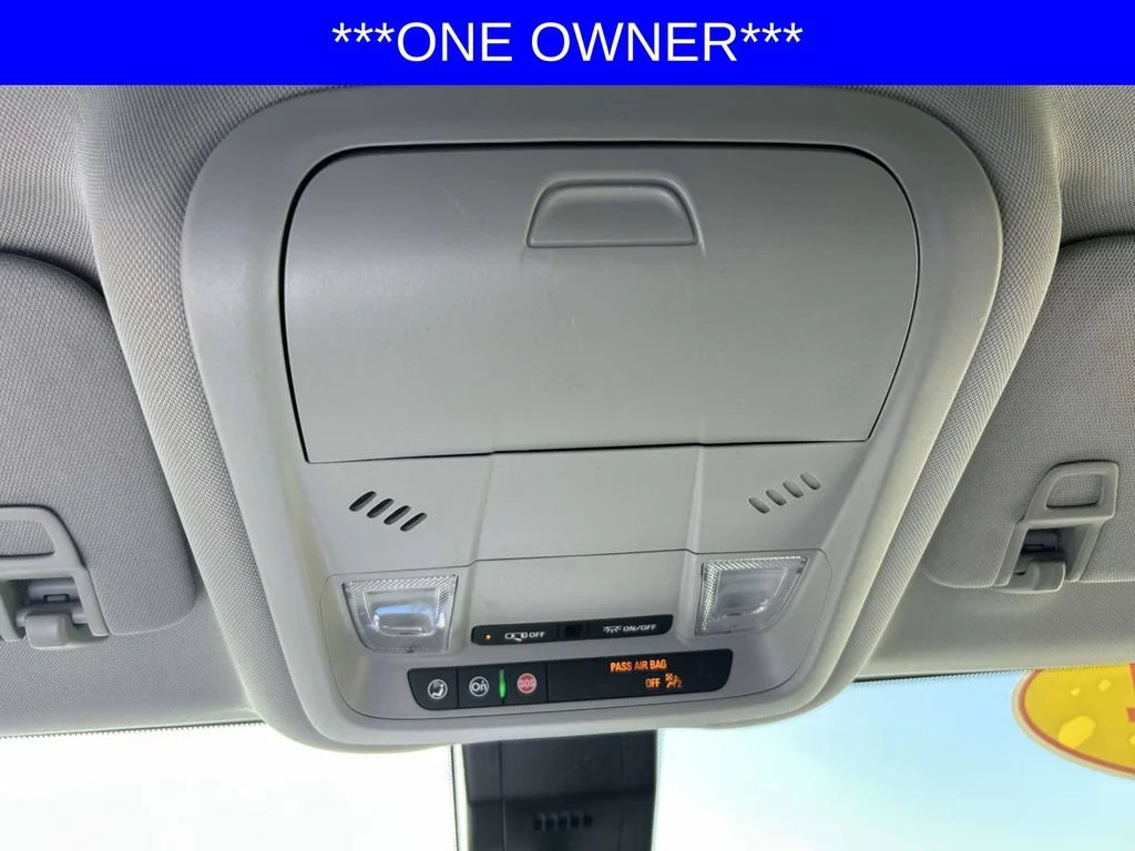 Used 2024 Riptide Metallic GMC SLE image 23