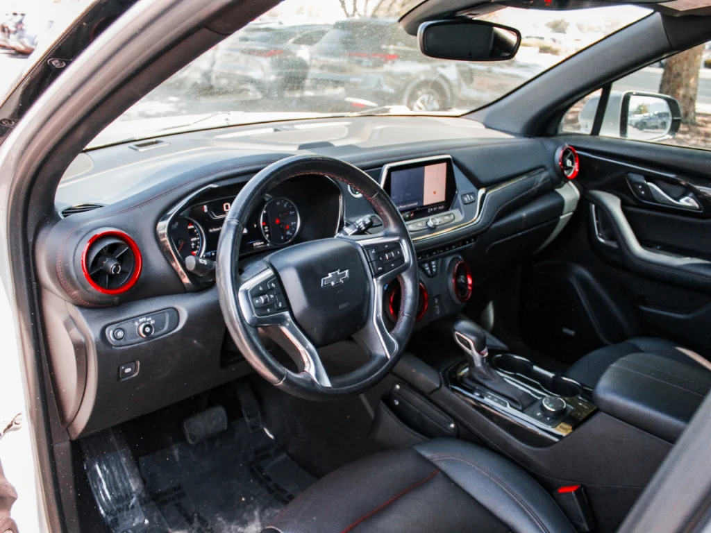 Used 2021 Silver Ice Metallic Chevrolet RS image 8