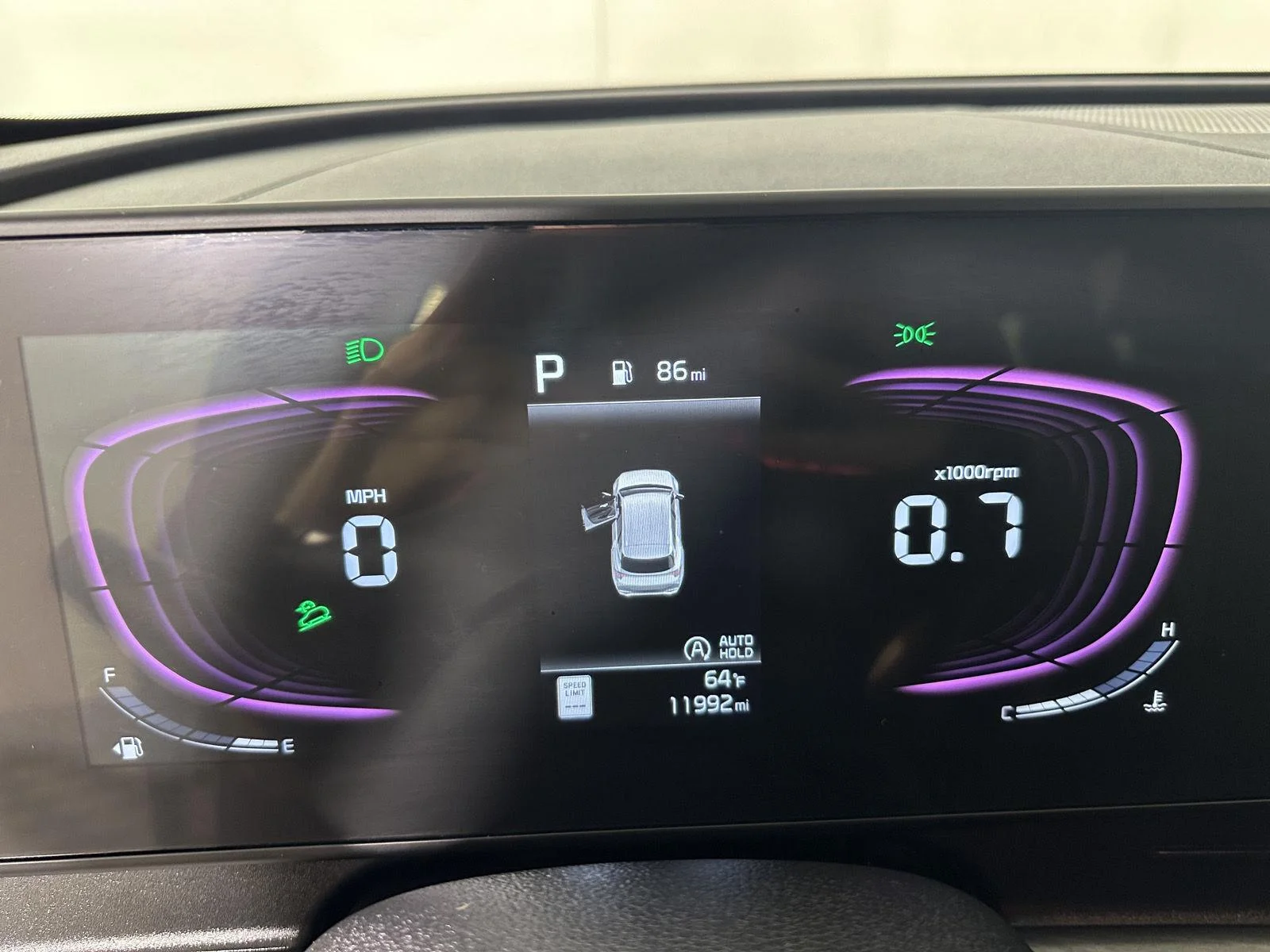 Used 2025 Wolf Gray Kia X-Line image 19