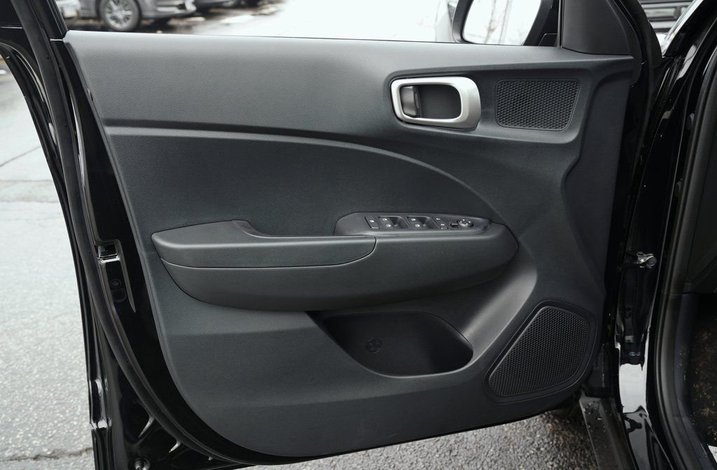 New 2026 Onyx Black Hyundai SEL image 33