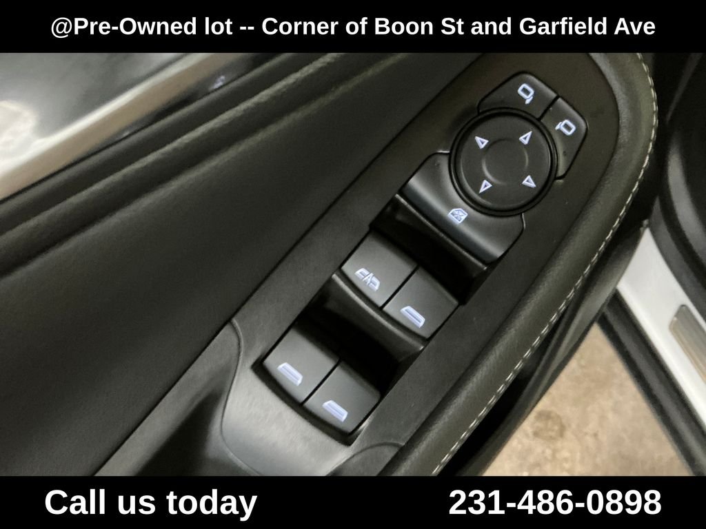 Used 2023 White Buick Preferred image 16