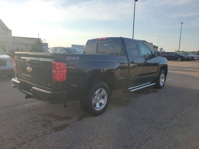 Used 2016 BLACK Chevrolet LT image 21
