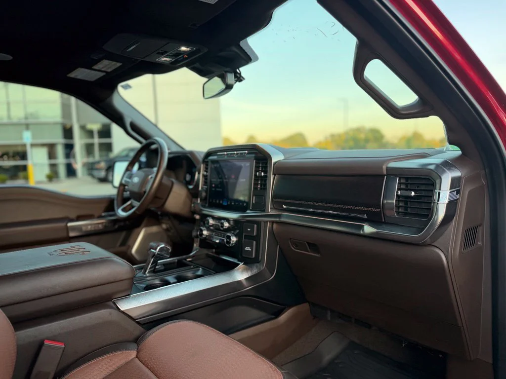 Used 2022 Red Ford King Ranch image 9