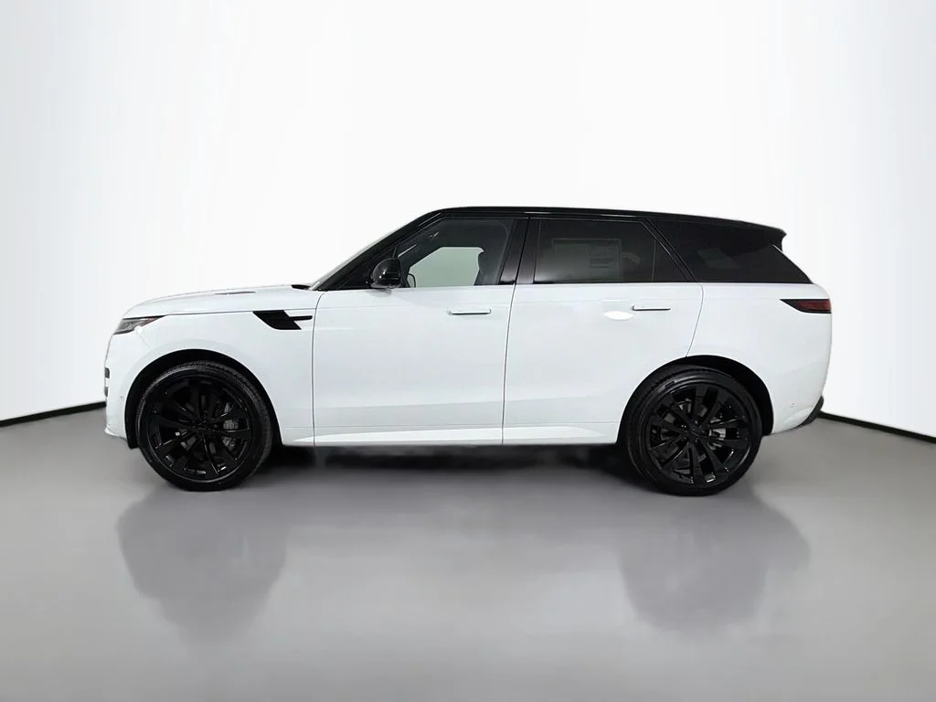 New 2026 Fuji White Land Rover Dynamic SE image 29