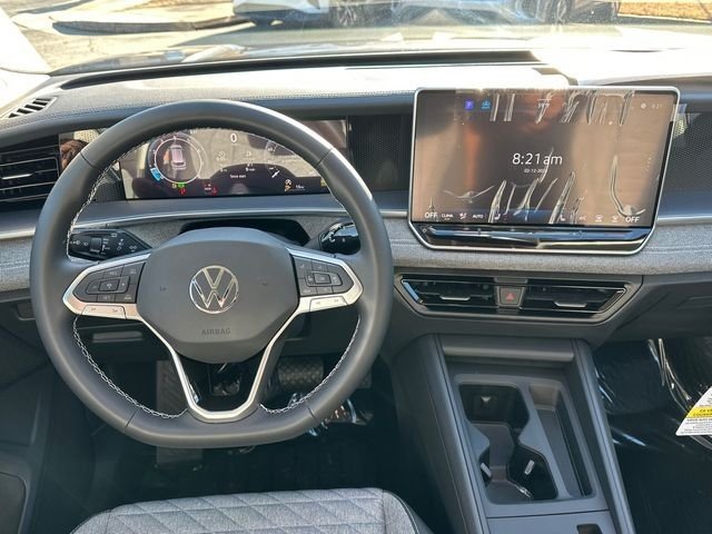 New 2026 Platinum Gray Metallic Volkswagen 2.0T S image 22