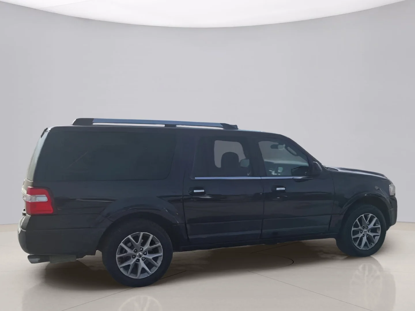 Used 2016 Black Ford XLT image 6
