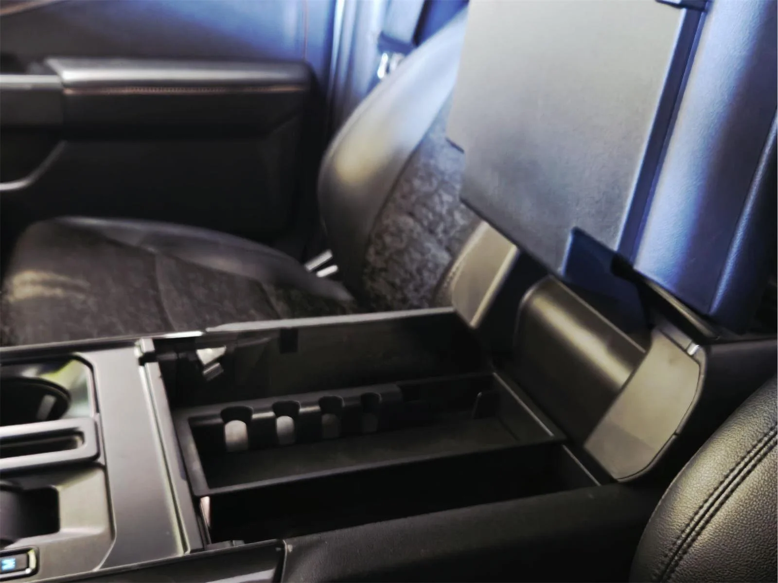 Used 2023 Avalanche Gray Ford Tremor image 42
