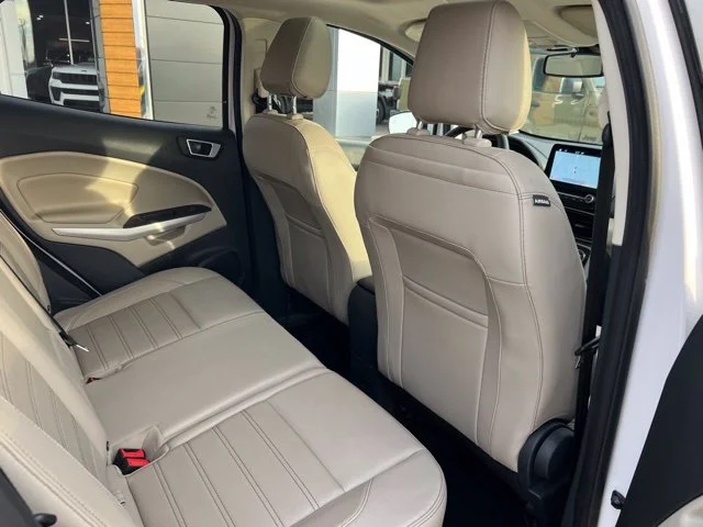 Used 2019 White Ford Titanium image 28