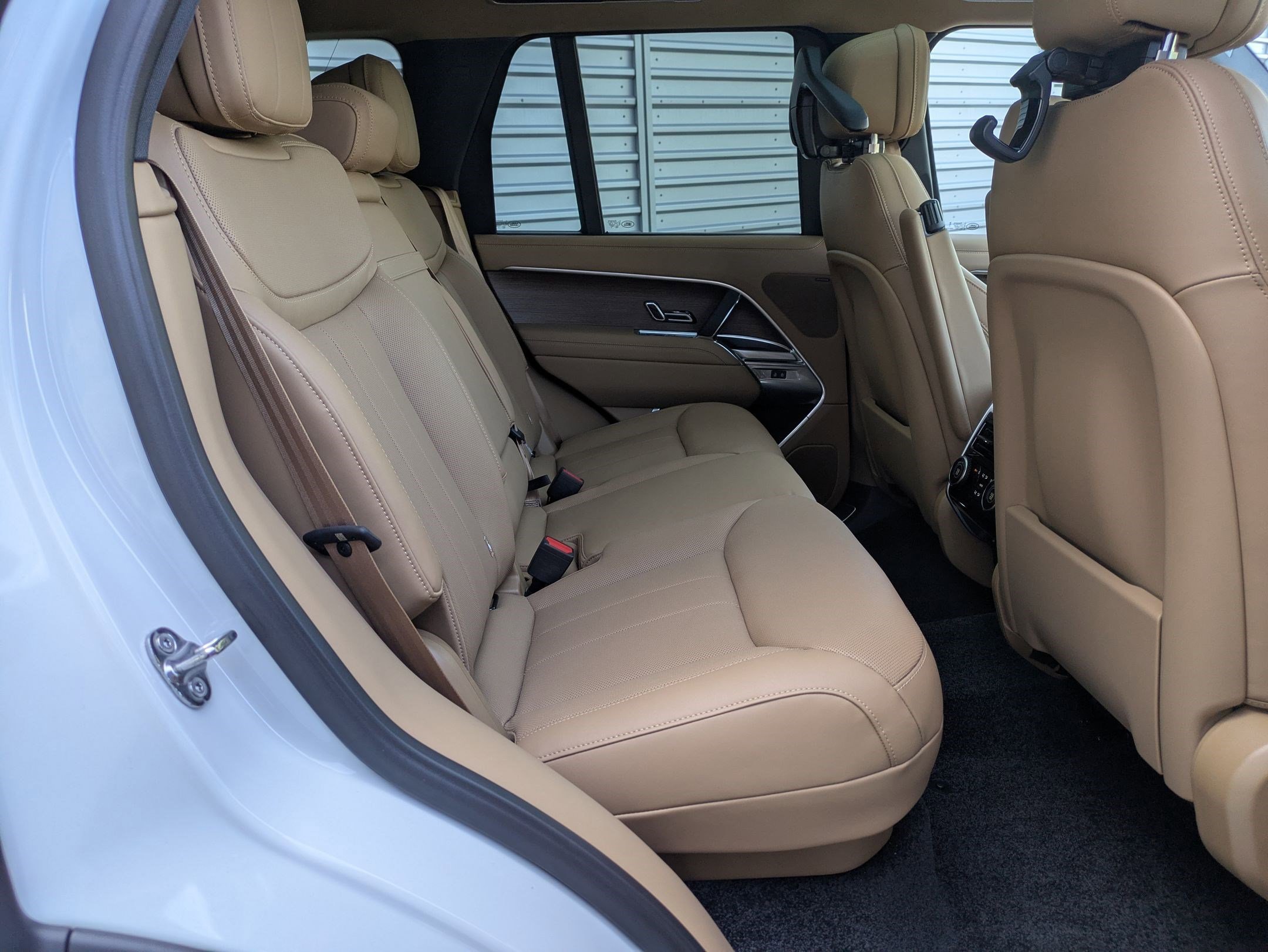 2026 Land Rover Range Rover SE - Photo 31