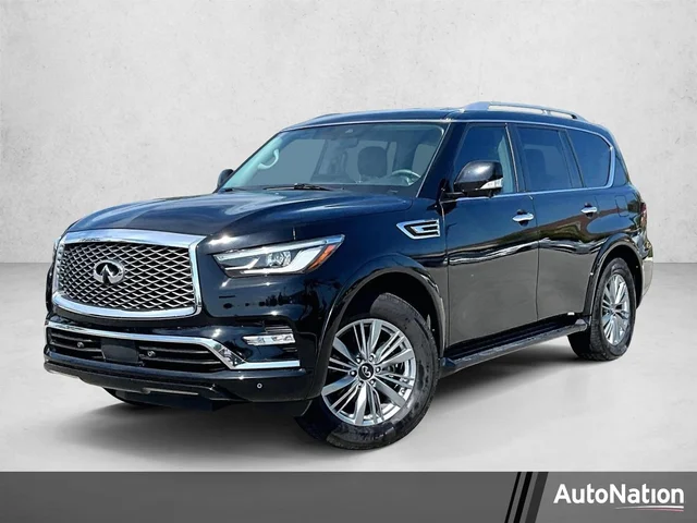 2023 INFINITI QX80 LUXE