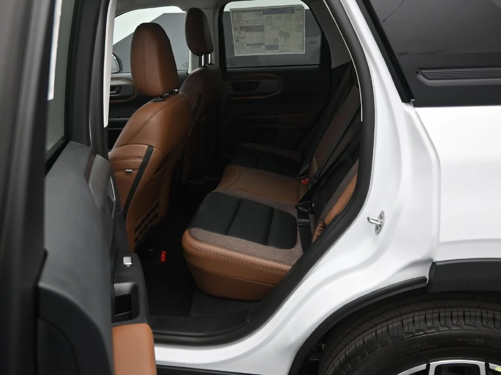 New 2026 Oxford White Ford Outer Banks image 18
