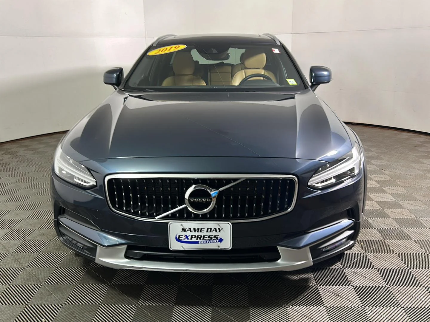 Used 2019 Denim Blue Metallic Volvo T5 image 13