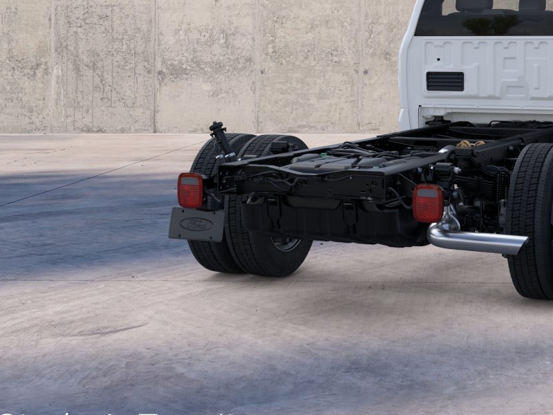New 2026 Oxford White Ford XL image 21