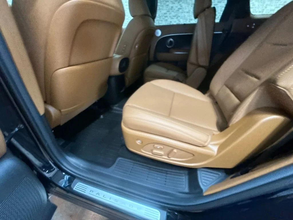 New 2027 Robust Emerald Pearl Hyundai SEL image 15