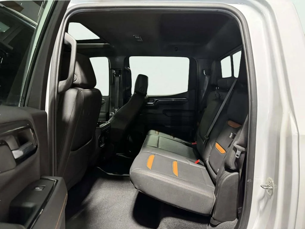 Used 2024 Summit White GMC AT4 image 27