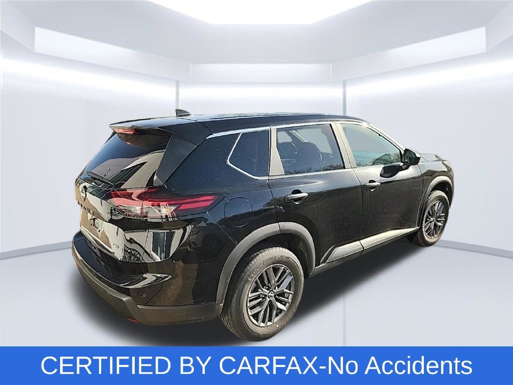 Used 2025 Nissan Rogue S with VIN 5N1BT3ABXSC811531 for sale in Northfield, Minnesota