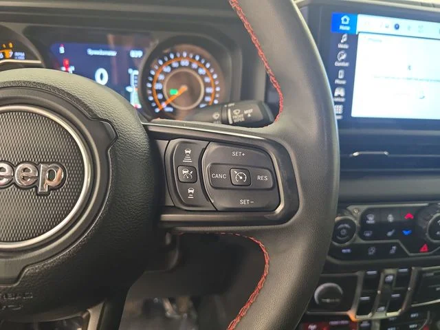 Used 2024 Tuscadero Pearlcoat Jeep Rubicon image 34