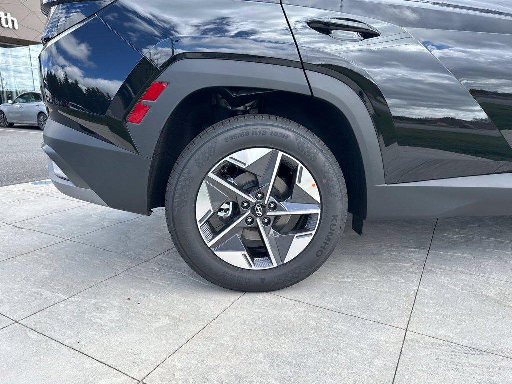 New 2026 Black Hyundai SEL Premium AWD image 5