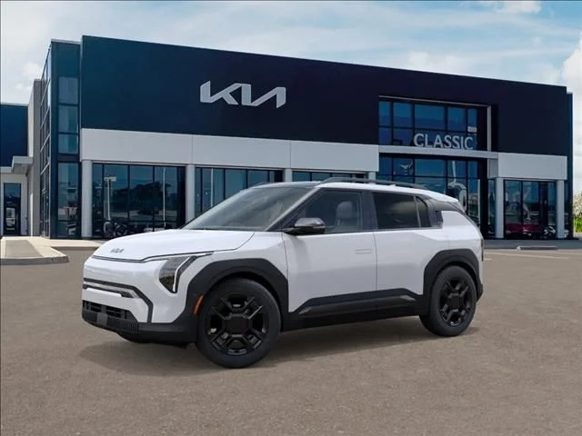 New 2027 White Kia  image 3